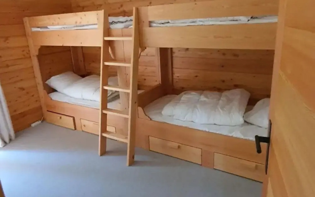 Chalet in Les Masses With ski Storage