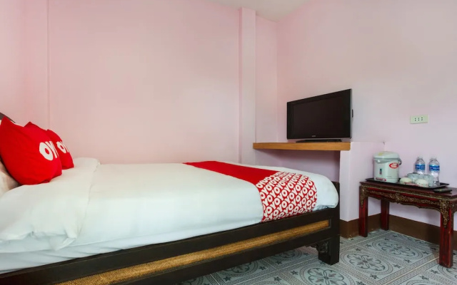 OYO 749 Baan Suan Resort