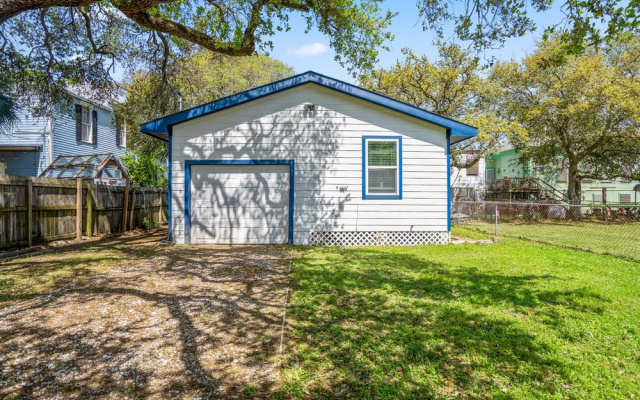 Sandy Toes Retreat by Ryson Vacation Rentals