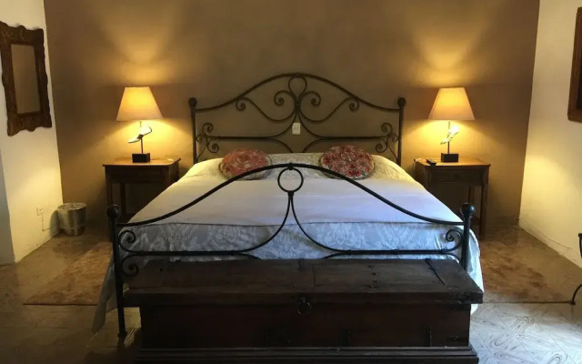 Los Agaves Hotel
