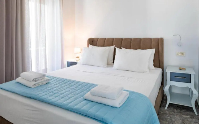 Plori - Molos Apartments