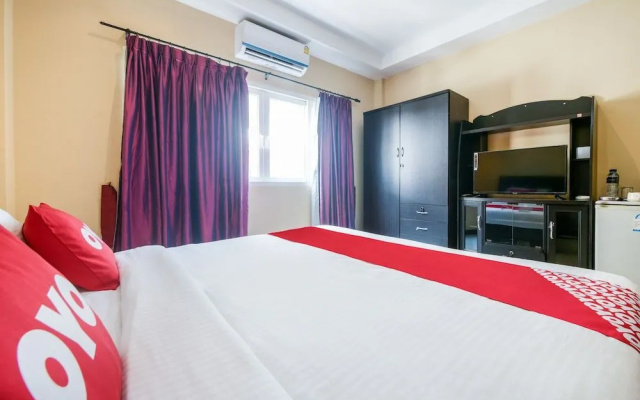 OYO 316 Cozy Rooms@Reader's