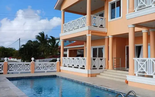 Belle View Royal Villa