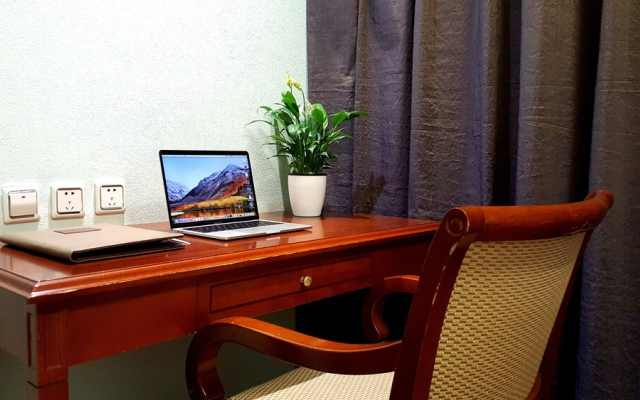 Dongfang Hotel