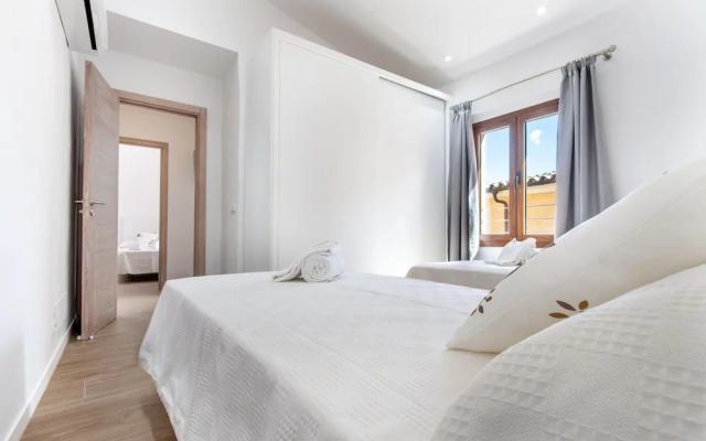 House - 4 Bedrooms with Pool and WiFi - 107923