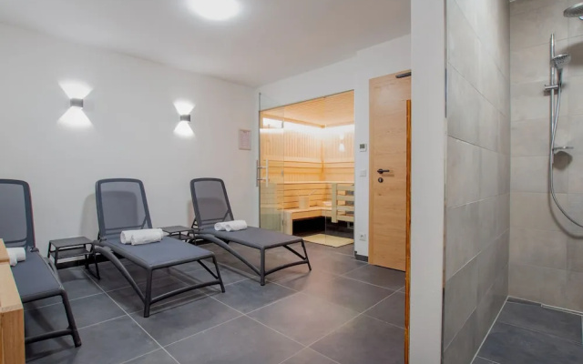 Spacious Chalet With Sauna in Krimml, Near the Ski-bus Stop