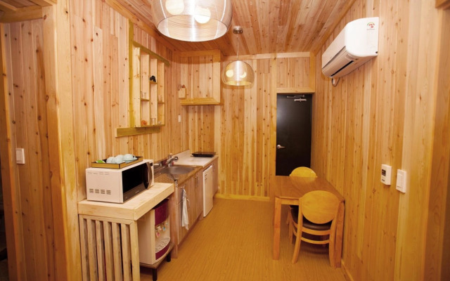 Seogwipo Harbor Hotel & Guesthouse
