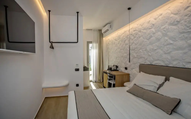 Levantes Luxury Suites I
