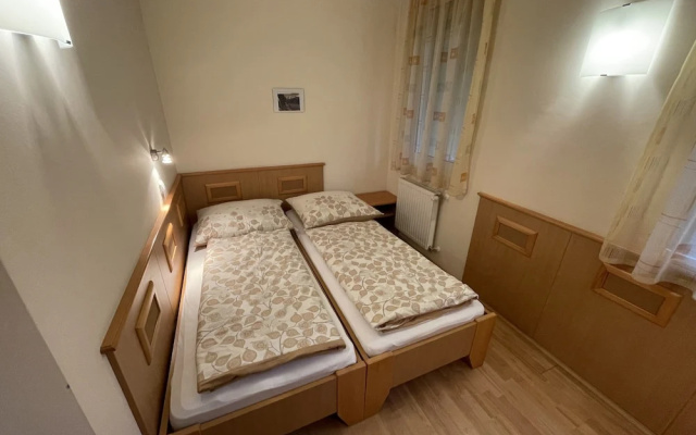 Garda Apartmanház