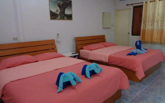 Watinee Resort