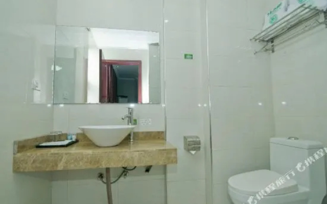 Jinhaiwan Business Hotel