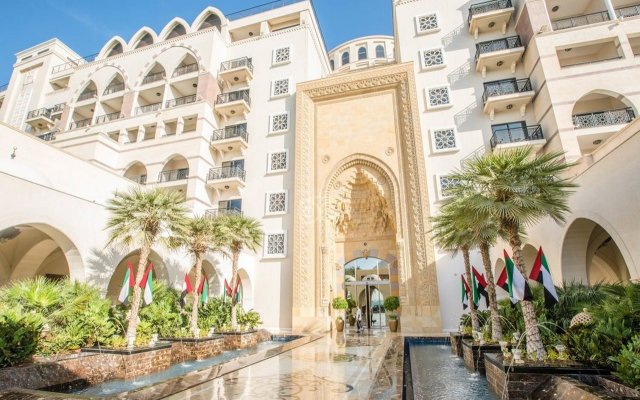 Jumeirah Zabeel Saray in Dubai, United Arab Emirates from 329$, photos, reviews - zenhotels.com hotel front