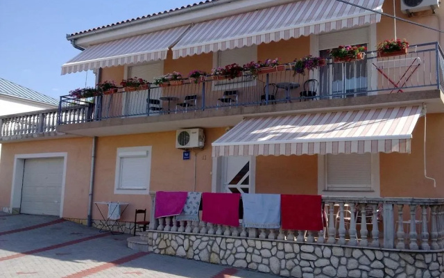 Apartments Biondić