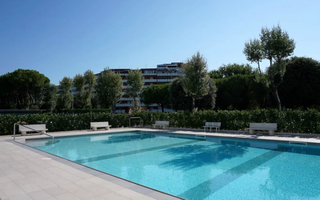 Flat With Luminous Balcony by the sea