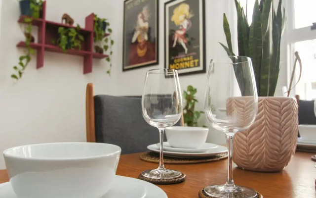 Waterloo Apartment