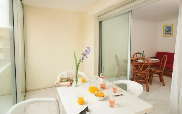 Coastal Apartment Near Richelieu