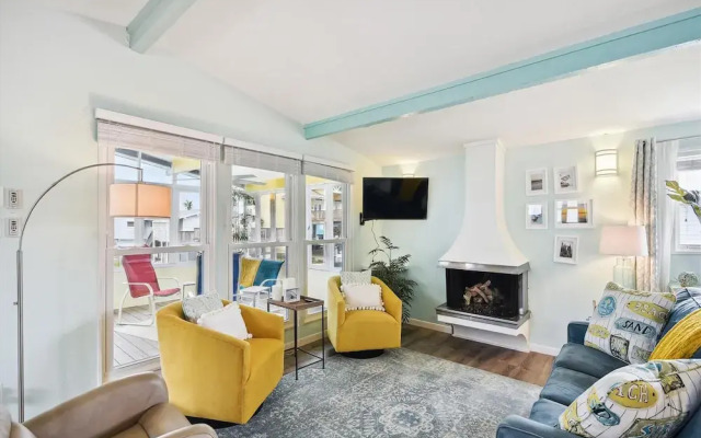 All Day Bay Dream by Ryson Vacation Rentals