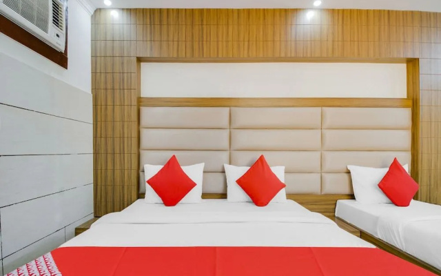 Oyo 17006 Hotel Girnar