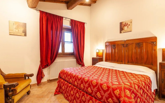 Villa in Lisciano Niccone With Pool & Nature