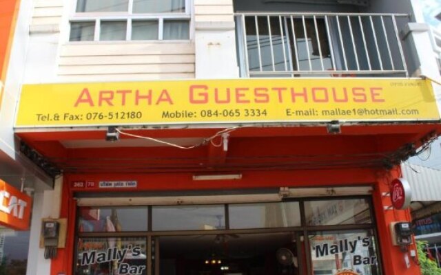Отель Artha Guesthouse вид на фасад