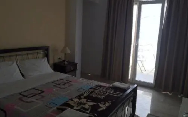 Antonios Hotel Apartments