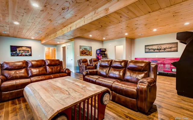 Leconte Mountain Lodge