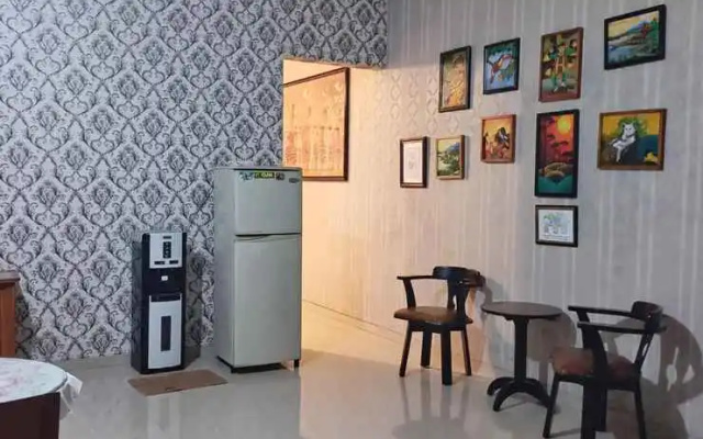 Menari Guest House