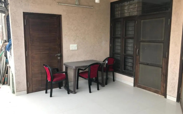 Spacious 3bhk apartment!