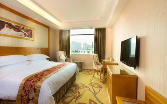 Vienna Hotel Guangzhou Songnan