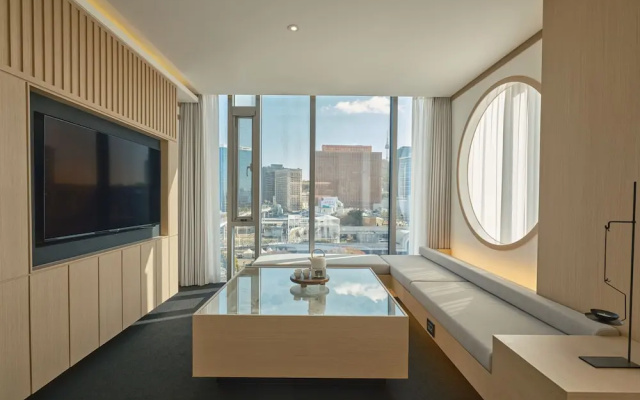 UH Suite The Seoul