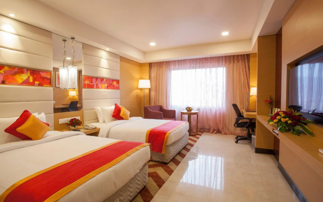 Dolphin Hotel