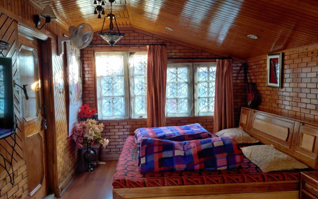 Mehdudia Guest House