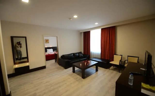 Arsan Hotel