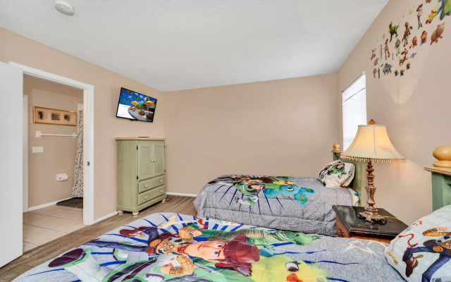 Hampton Estates 439, Davenport , US