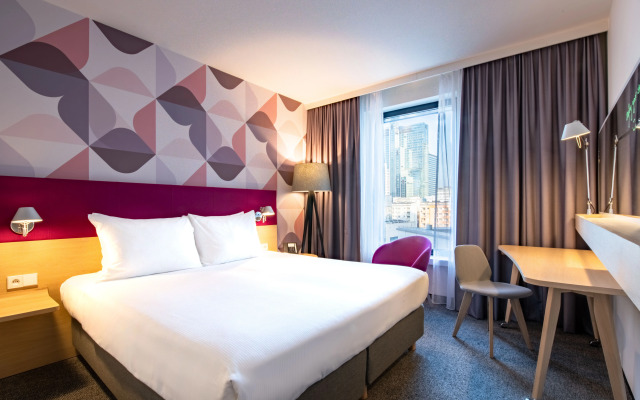 Holiday Inn Warsaw City Centre