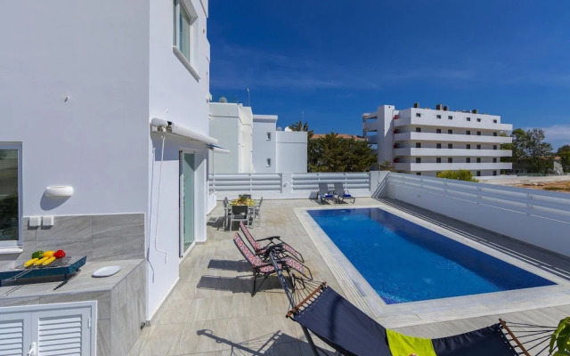 Protaras Villa Araella