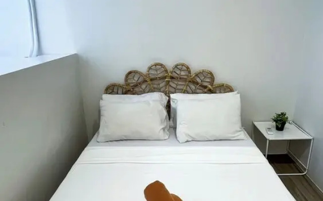 Spacious Studio Nook With Relaxing Vibe