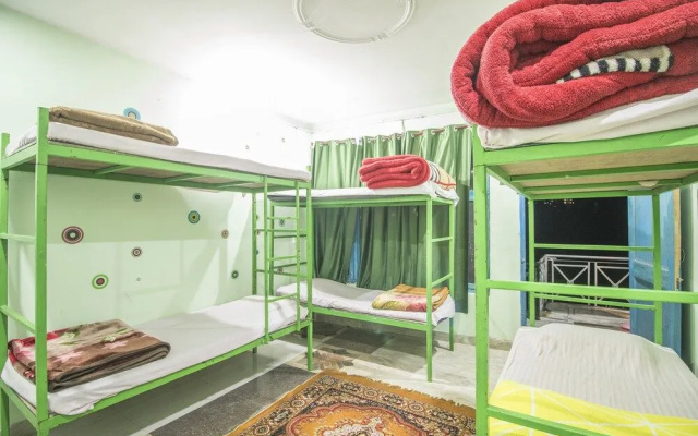 Hotel Incredible