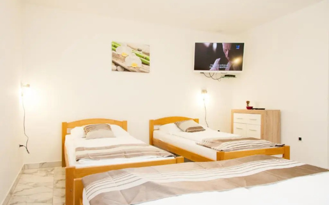 Rooms Garden Zagreb Airport