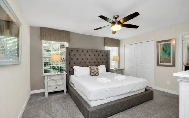 4804crusoe 4 Bedroom Townhouse