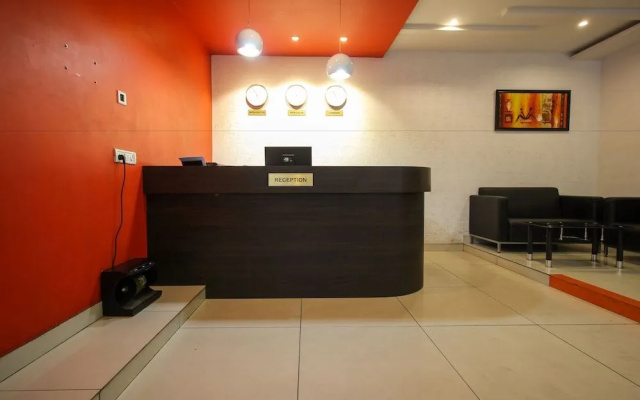 Oyo 7918 Home Apartment the Premium Services