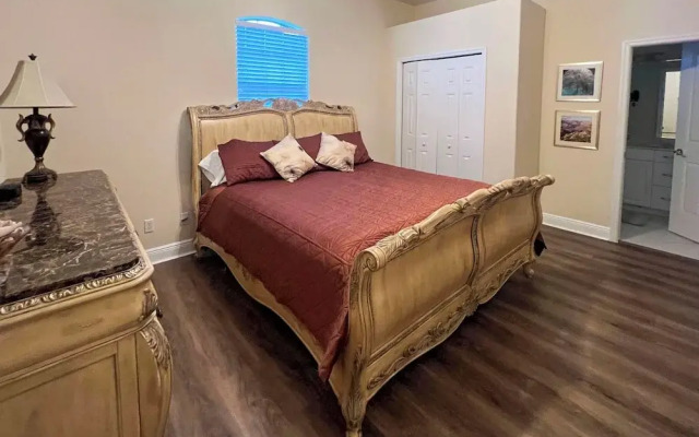 Naples Retreat w/ Saltwater Pool: 2 Mi to Beach!