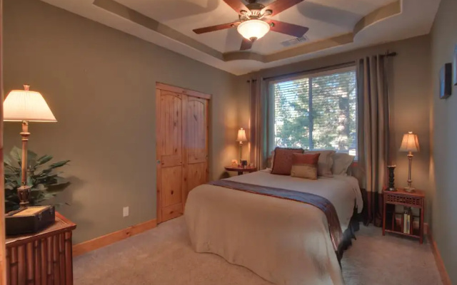 Creekwood Lodge
