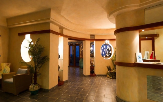 TONICELLO Hotel Resort & SPA