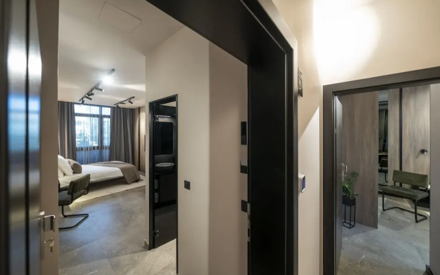 Velvet rooms & more
