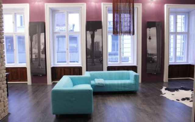 1890s Apartments