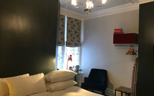 Regency Rooms