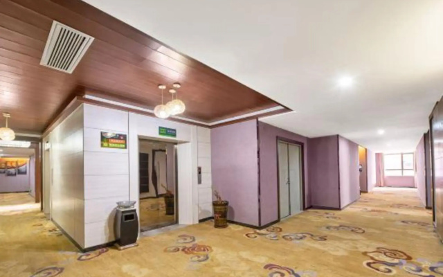 Laiyue Hotel