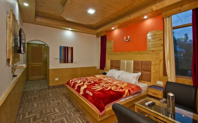 Snow Season Resort Manali