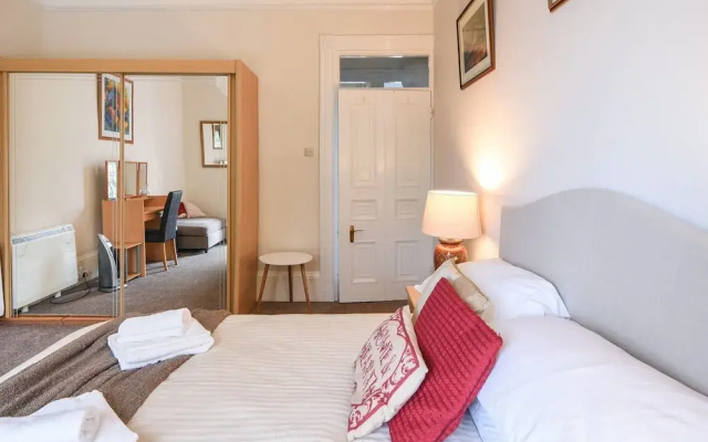 Flat 2, St Agnes House